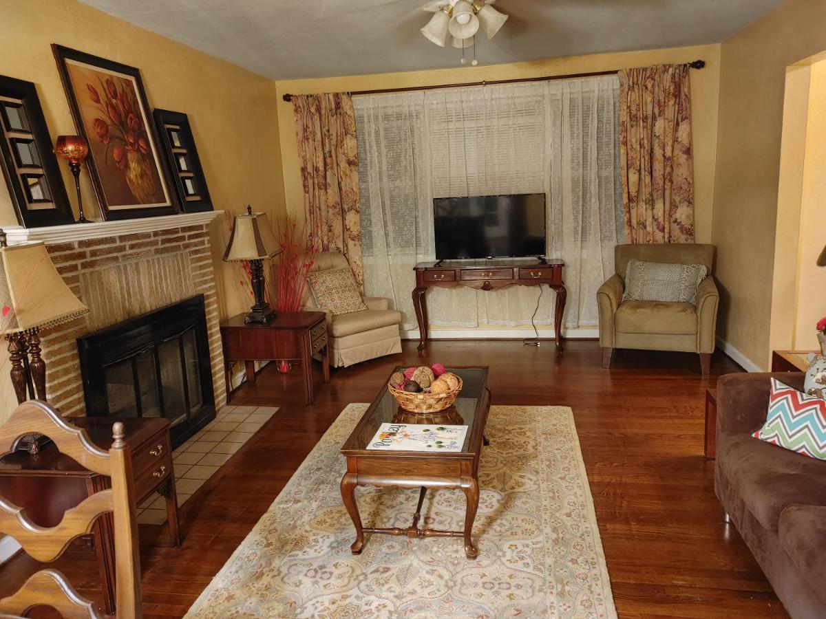 The Kind House Hosting, Low Monthly Rates, Traveling Nurses, Fletc, & Travelers! Brunswick Exteriér fotografie